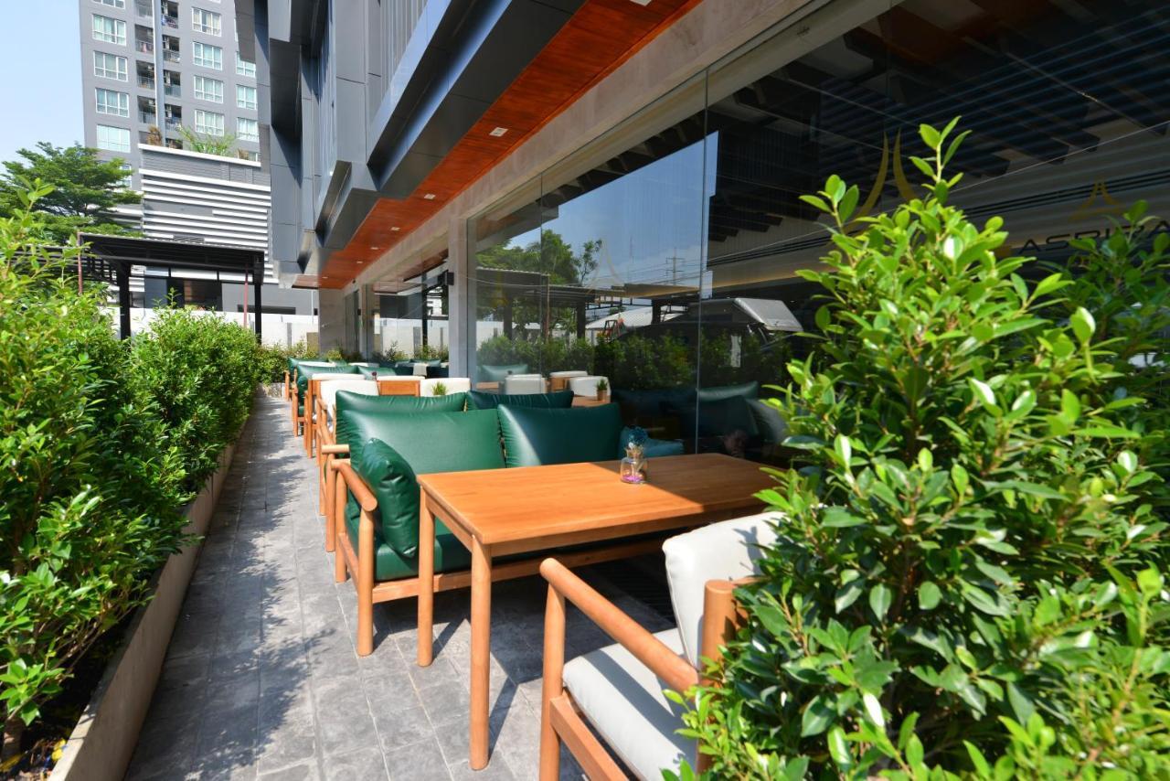 Aspira One Sutthisan Hotel Bangkok Exterior photo